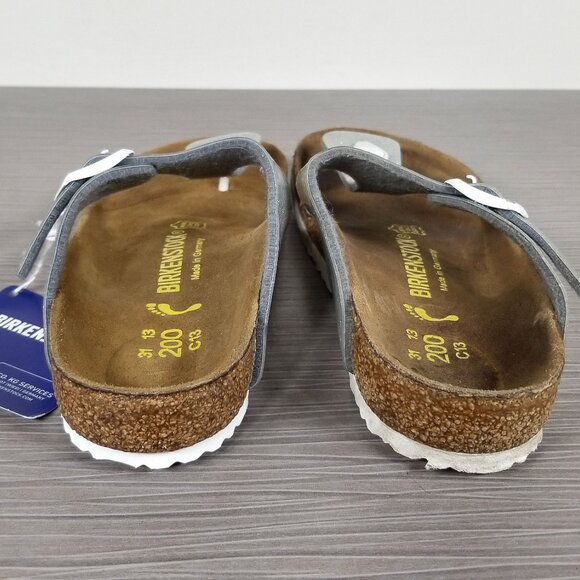 Birkenstock Girls' Gizeh Sandal, Silver Sparkle, Little Kid Size 13 US / 31 - Picture 5 of 7